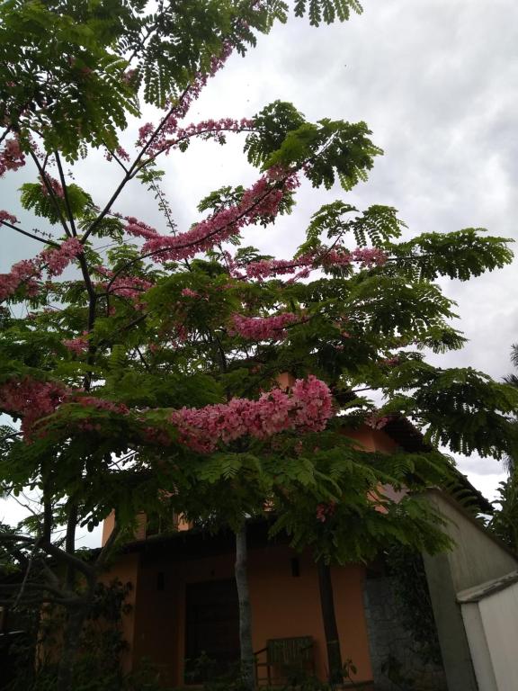  Casa piscina 600mts praia Maranduba