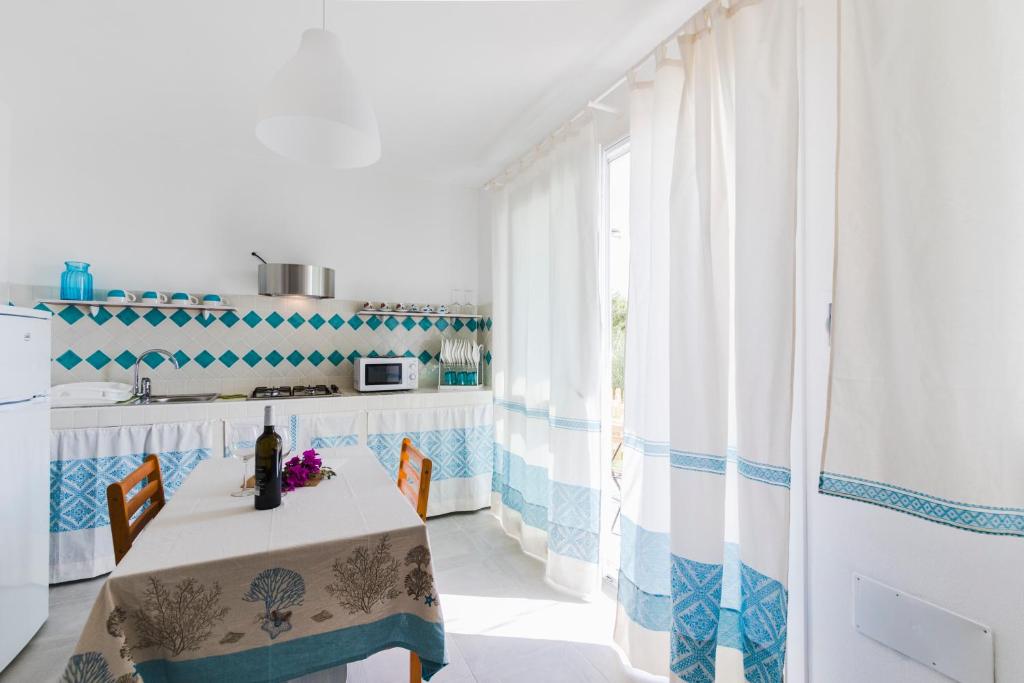 Fior di Sulcis a Calasetta - Aparthotel vista città