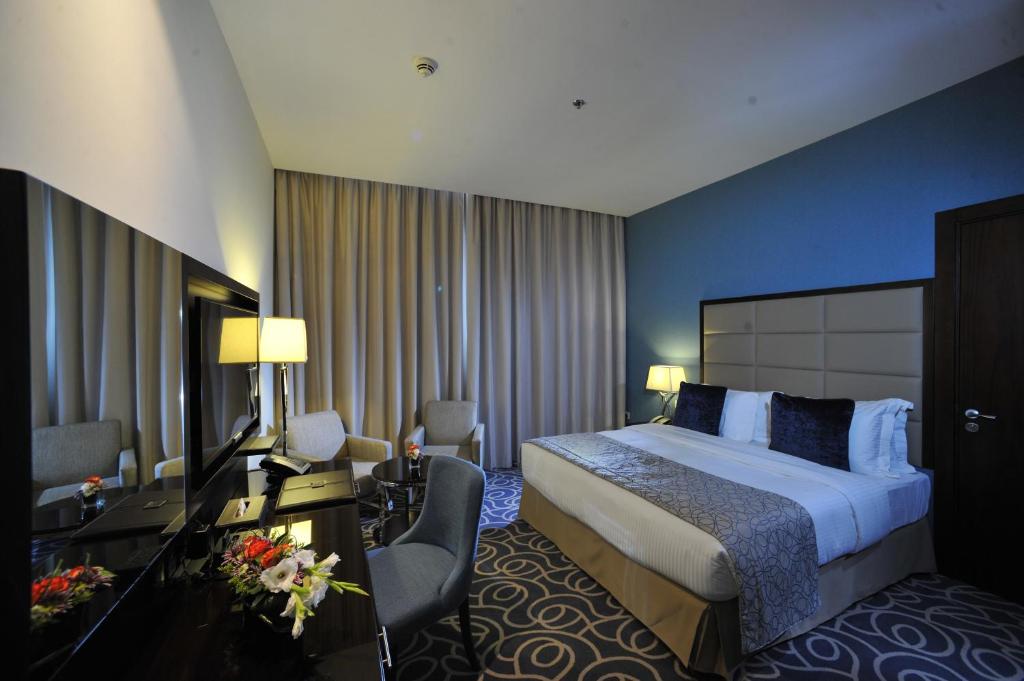 Ramada Abu Dhabi Corniche - Resim 18