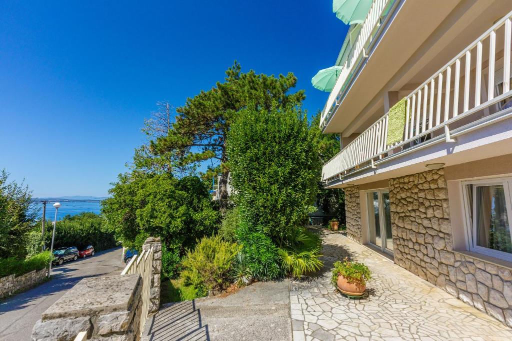 Příroda nedaleko apartmánu