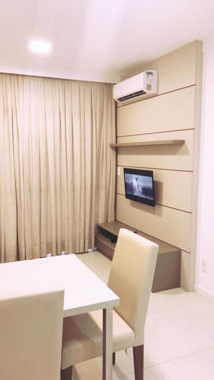  Apart Hotel Ingleses com Vista Mar