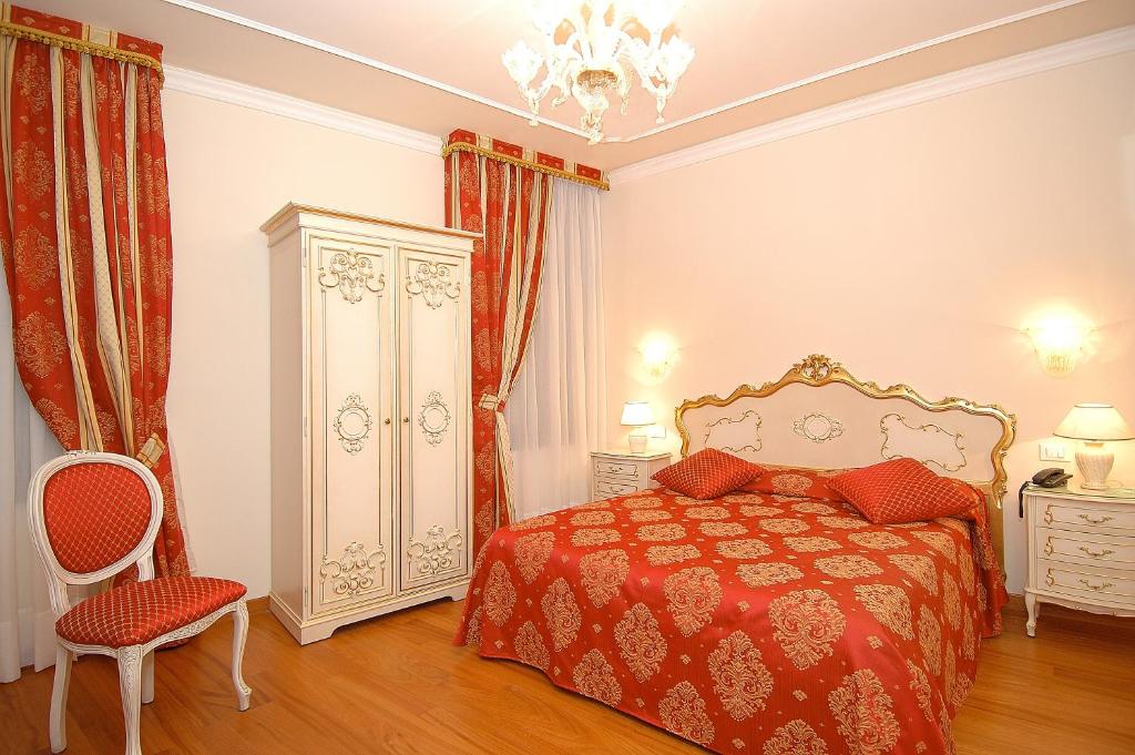 Hotel San Luca Venezia - Resim 29