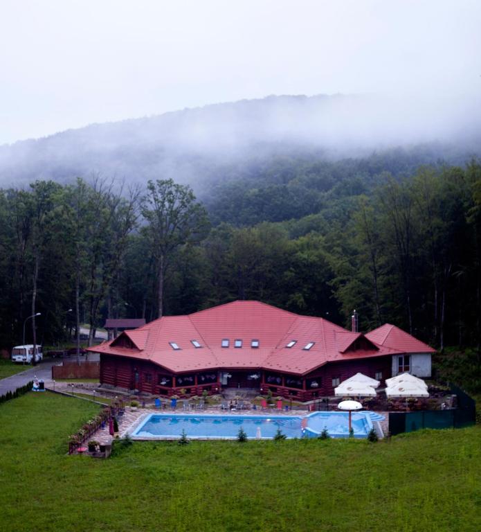 Bazén v ubytování Solva Resort Medical & SPA nebo v jeho okolí