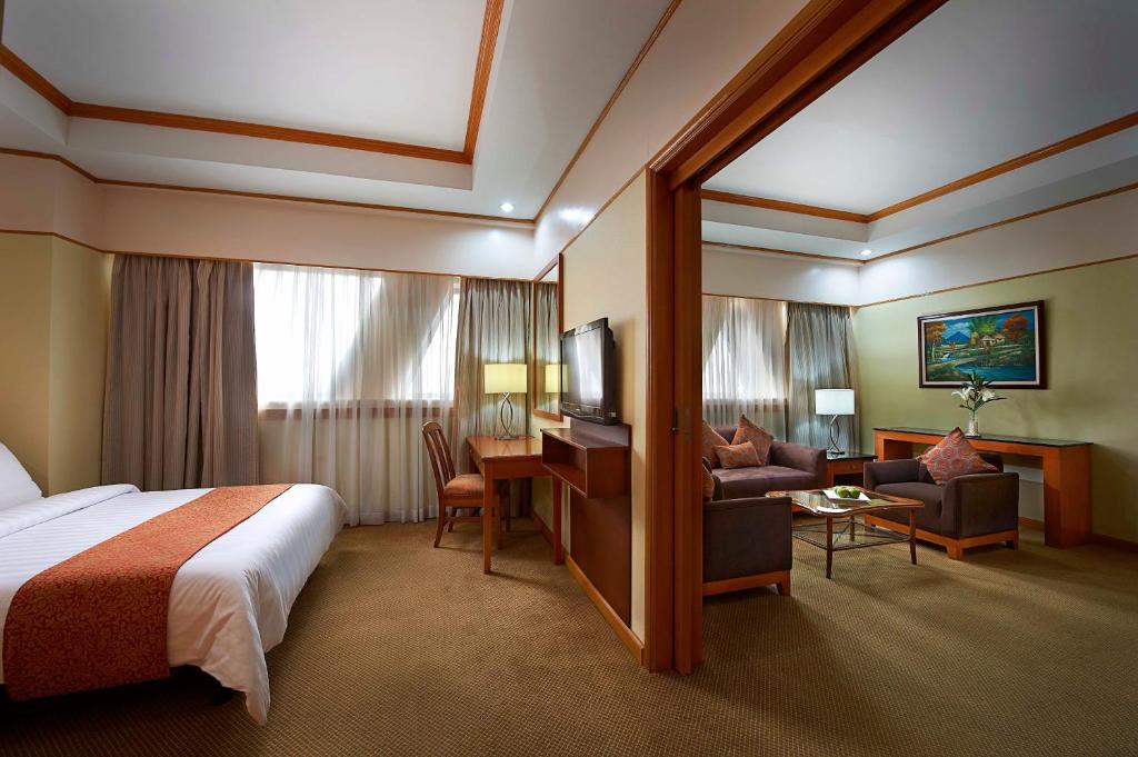 Berjaya Makati Hotel - Deluxe Studio