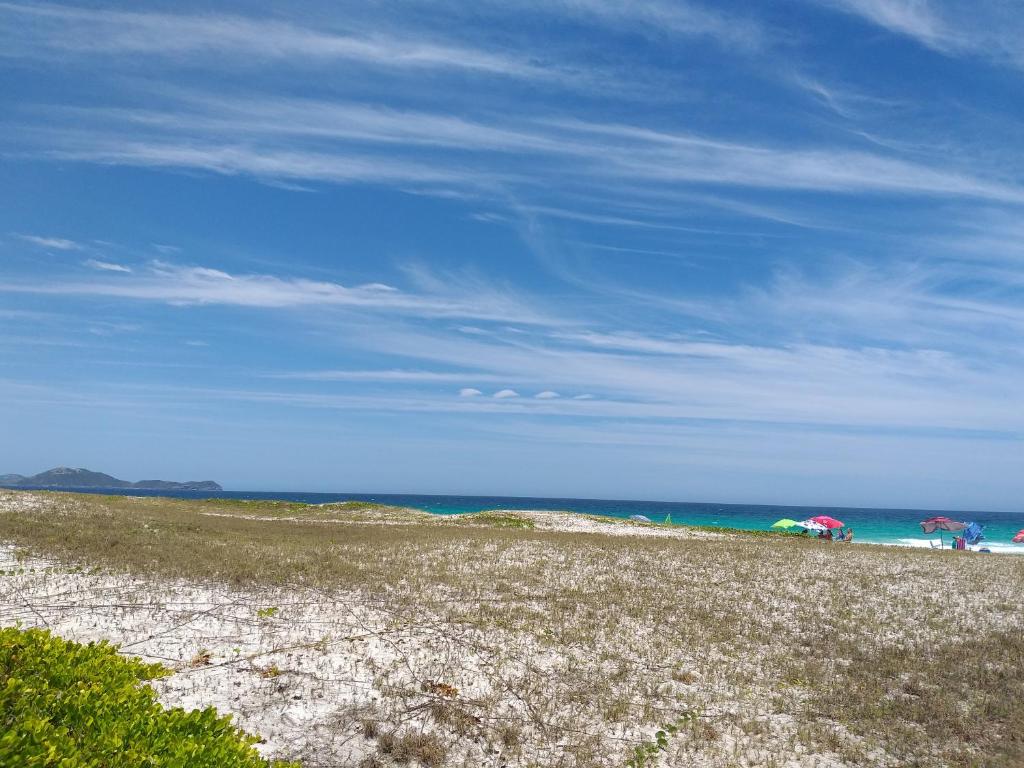  Ano Novo! Aproveite amplo espaço em Casa de Praia para Grupos e Familias