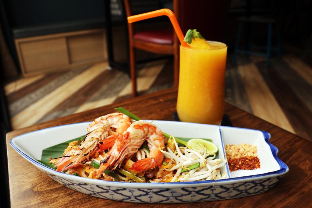 W Station - Resim 12