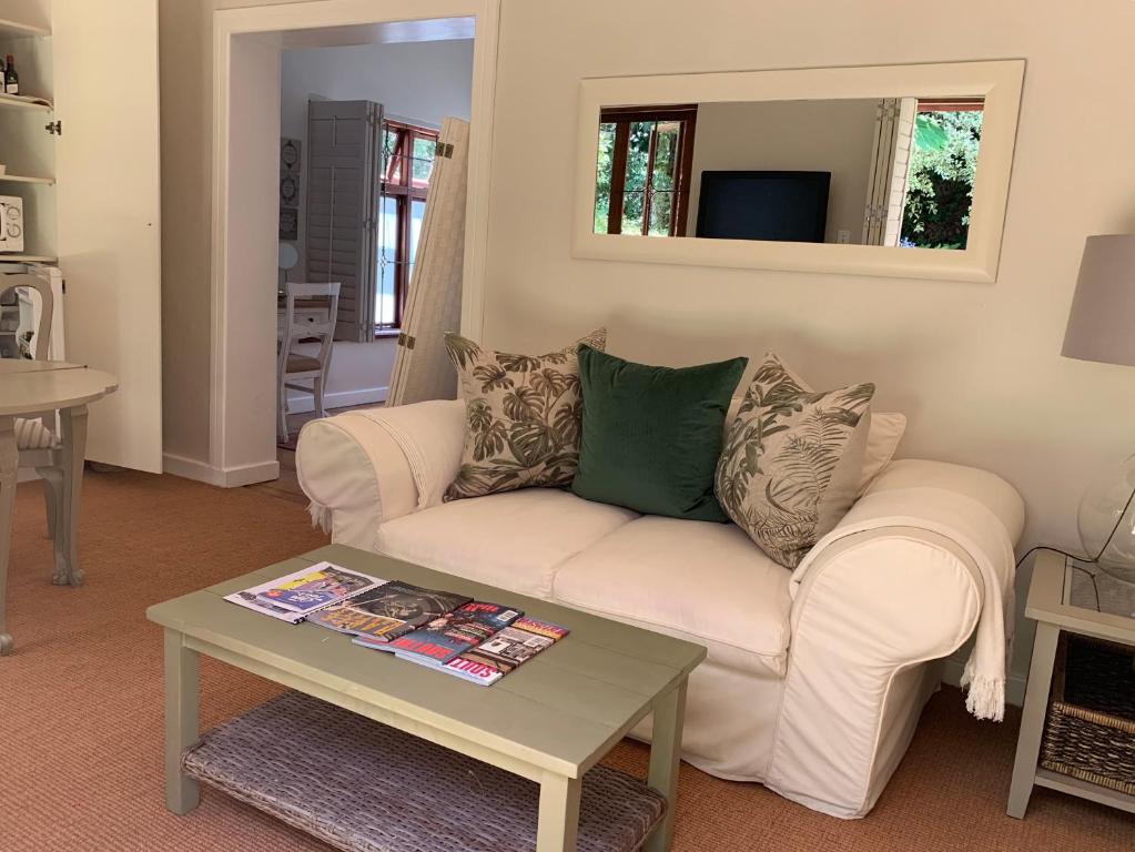 Fernwood Manor Boutique Guest House - Family Suite With Private Garden