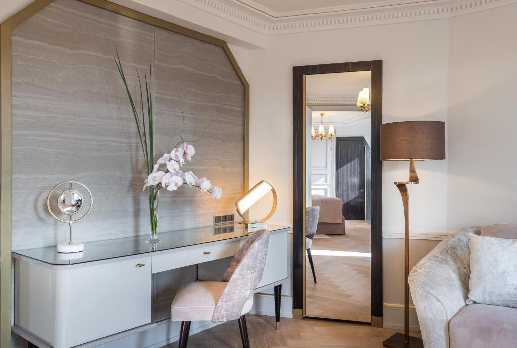Hôtel Elysia by Inwood Hotels - 16