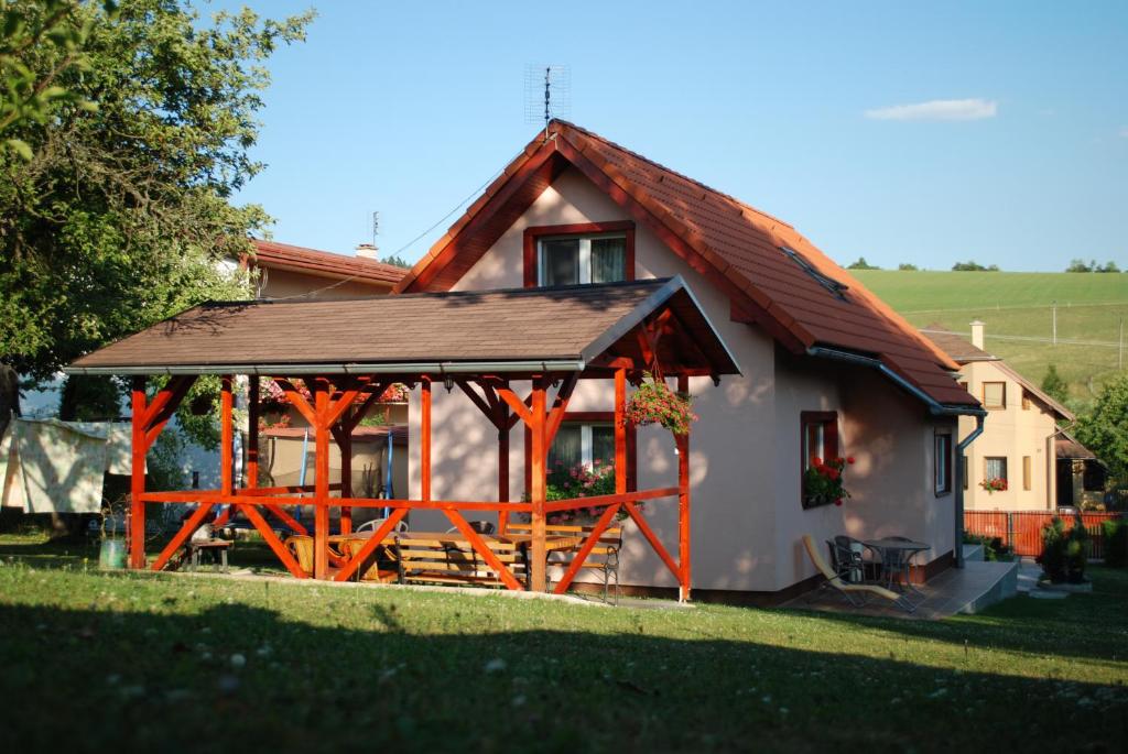 The building in which the holiday home is located
