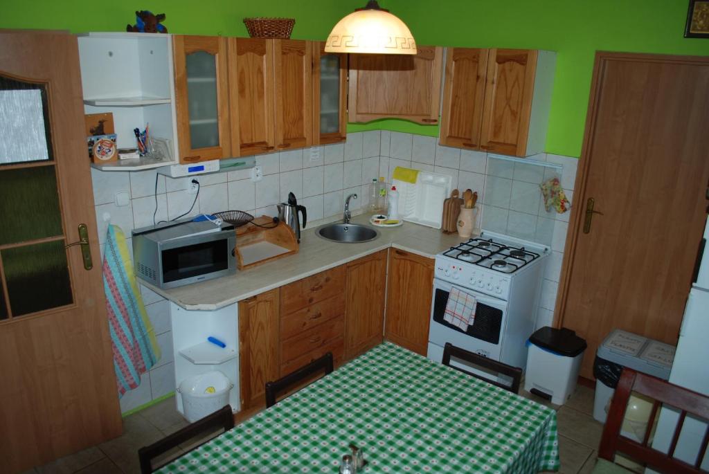 A kitchen or kitchenette at Aniel Privat