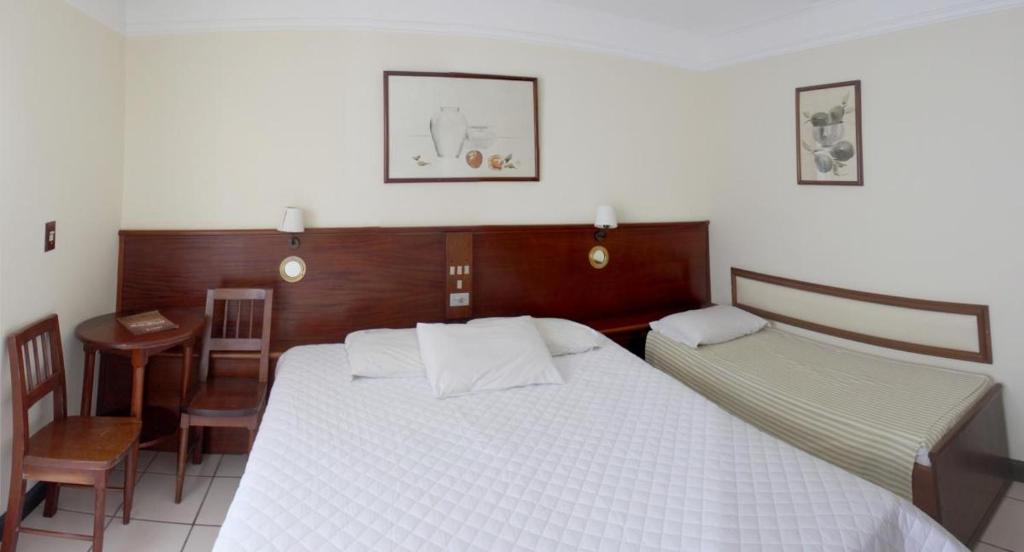 Hotel Araçá - 高级四倍房间
