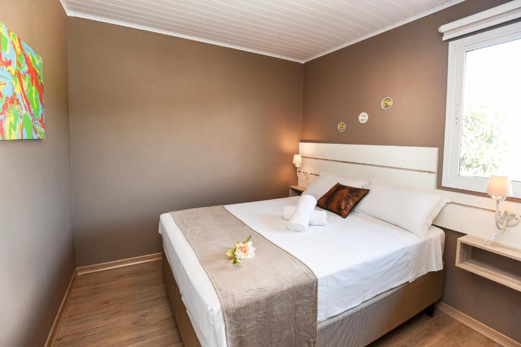 Rosa Apartamentos Recanto 999  Rosa Apartamentos Recanto 999