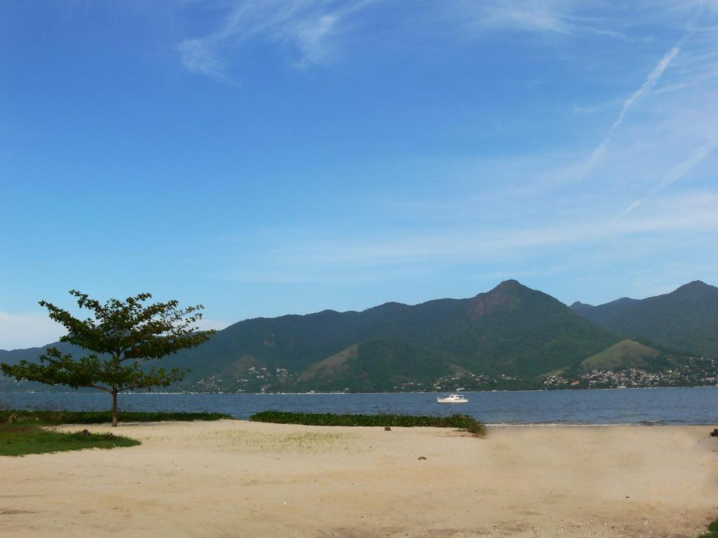  Boulevard Avenida - 13 Aptos Condomínio Pé na Areia