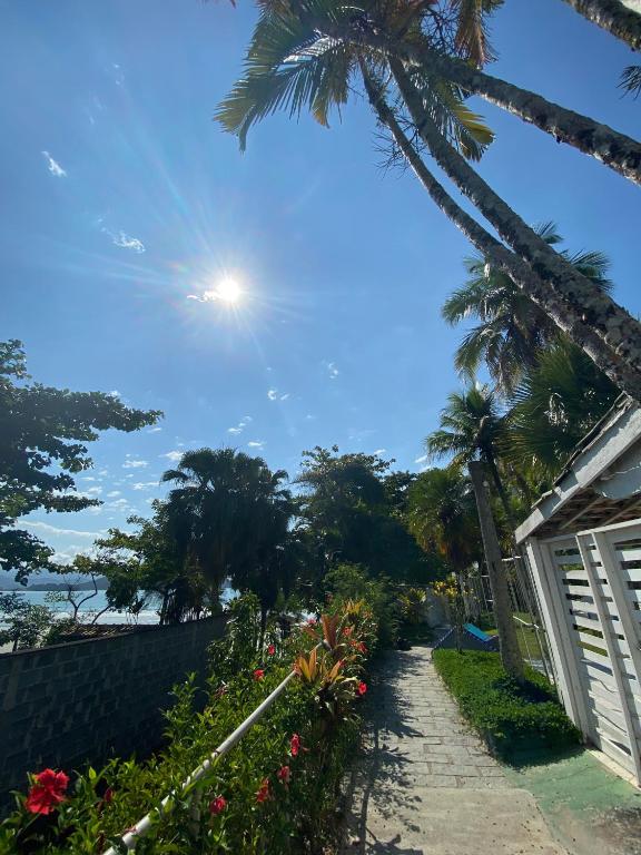  Apartamento Ubatuba Vista para o mar e pé na areia - Praia das Toninhas