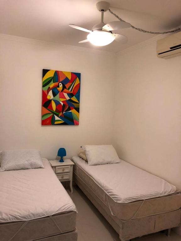  Apartamento Ubatuba Vista para o mar e pé na areia - Praia das Toninhas