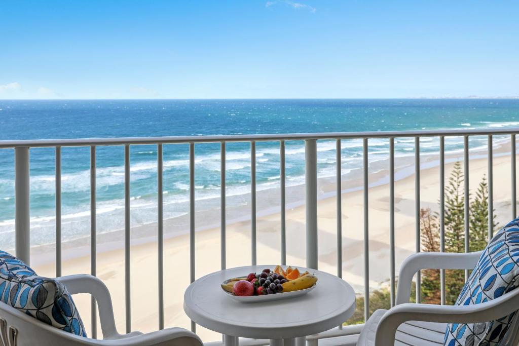 Gallery image of Breakers North Absolute Beachfront Apartments in Gold Coast