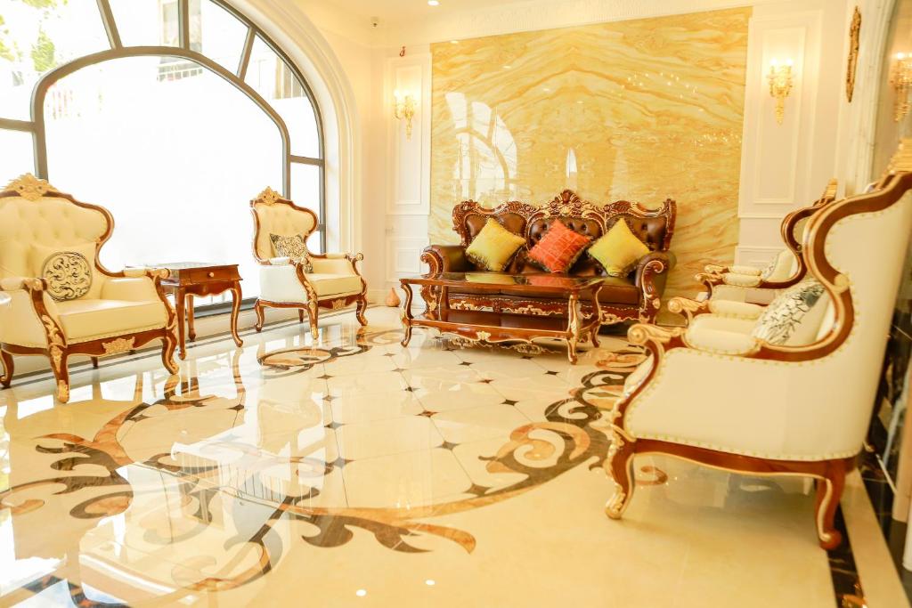 Posezení v ubytování Peach Valley Hotel Dalat