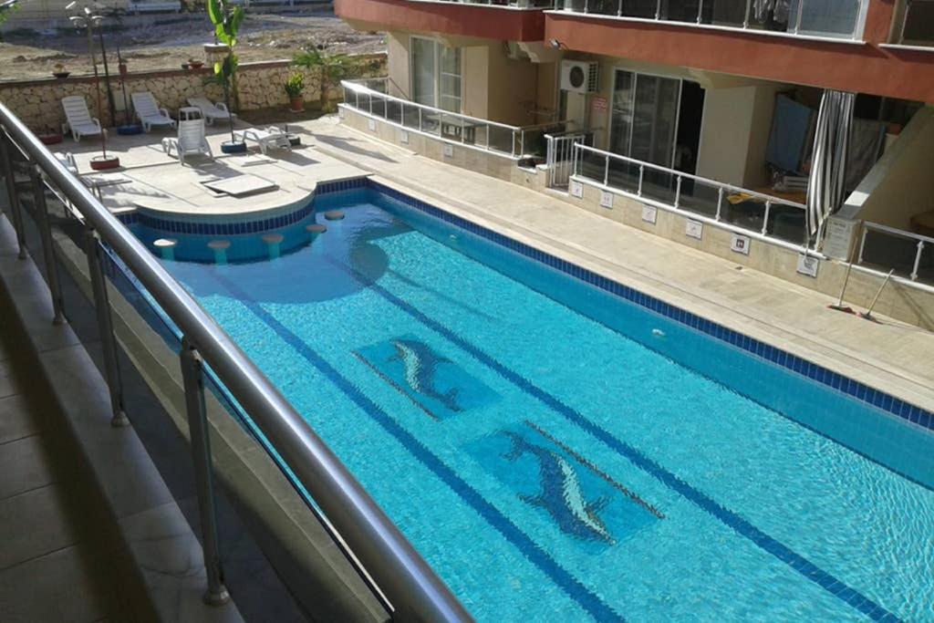 Bazén v ubytování Rent: Nice 2 bedroom apartment close to all amenities, Didim, TURKIJE (MJ 2020-40) nebo v jeho okolí