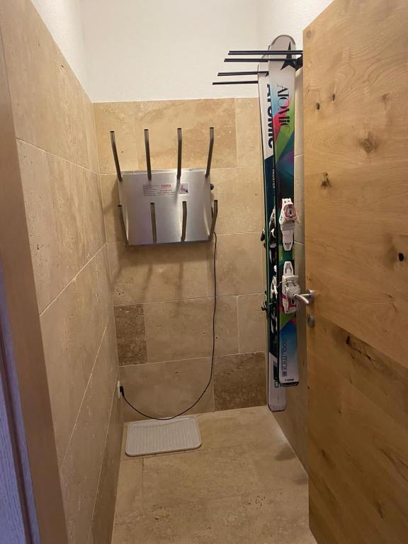 A bathroom at Appartement Klein Tirol