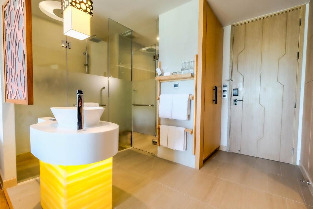 Crest Resort & Pool Villas - SHA Extra Plus - 13