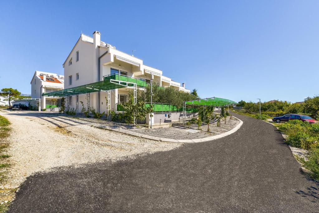 Budova, v ktorej sa apartmán nachádza