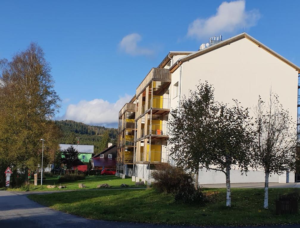 Budova, kde se apartmán nachází