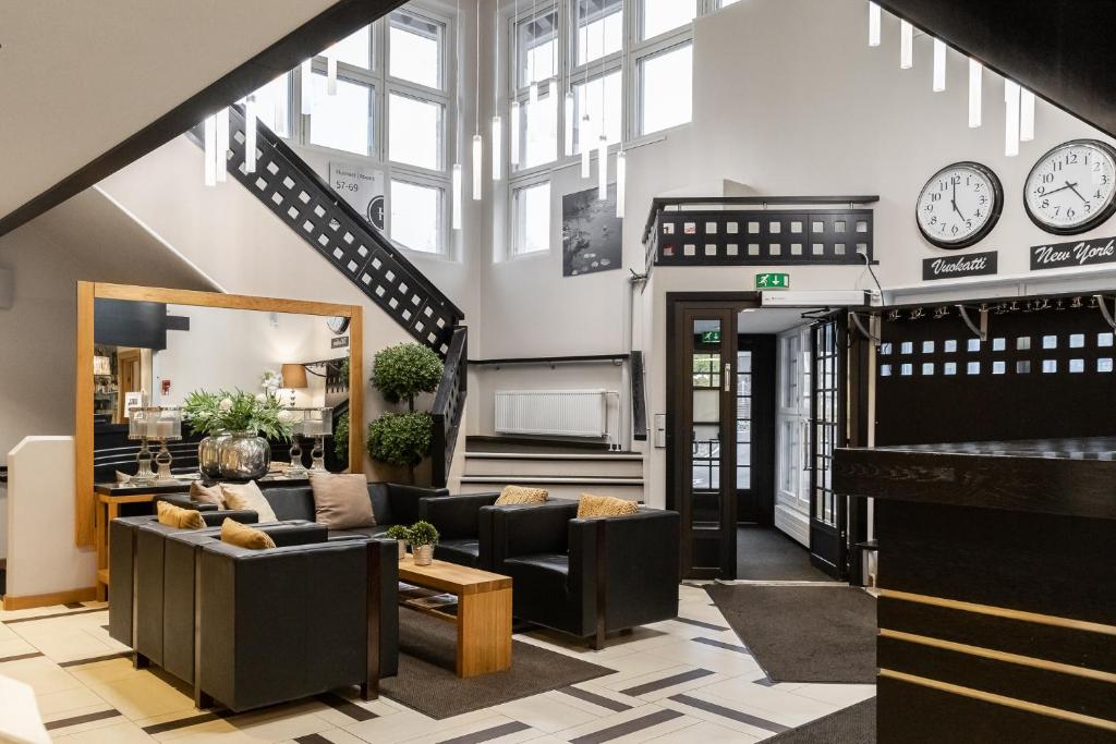 Кухня или мини-кухня в Hotel Aateli Lakeside
