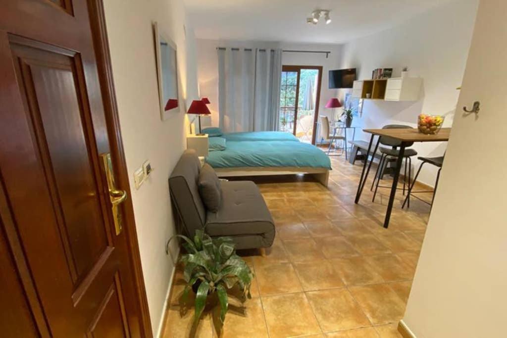 A bed or beds in a room at Risco de Zula