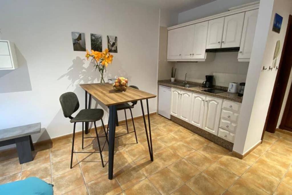 A kitchen or kitchenette at Risco de Zula