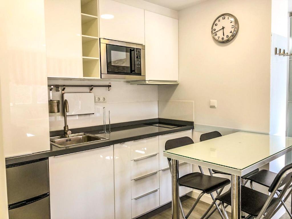 Kuchnia lub aneks kuchenny w obiekcie Apartamentos Sierra Nevada Prime Bluettravel