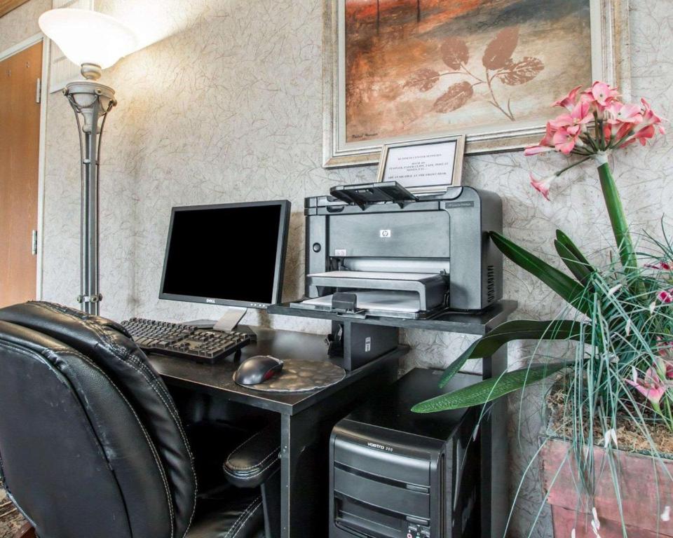Quality Suites San Diego Otay Mesa photo