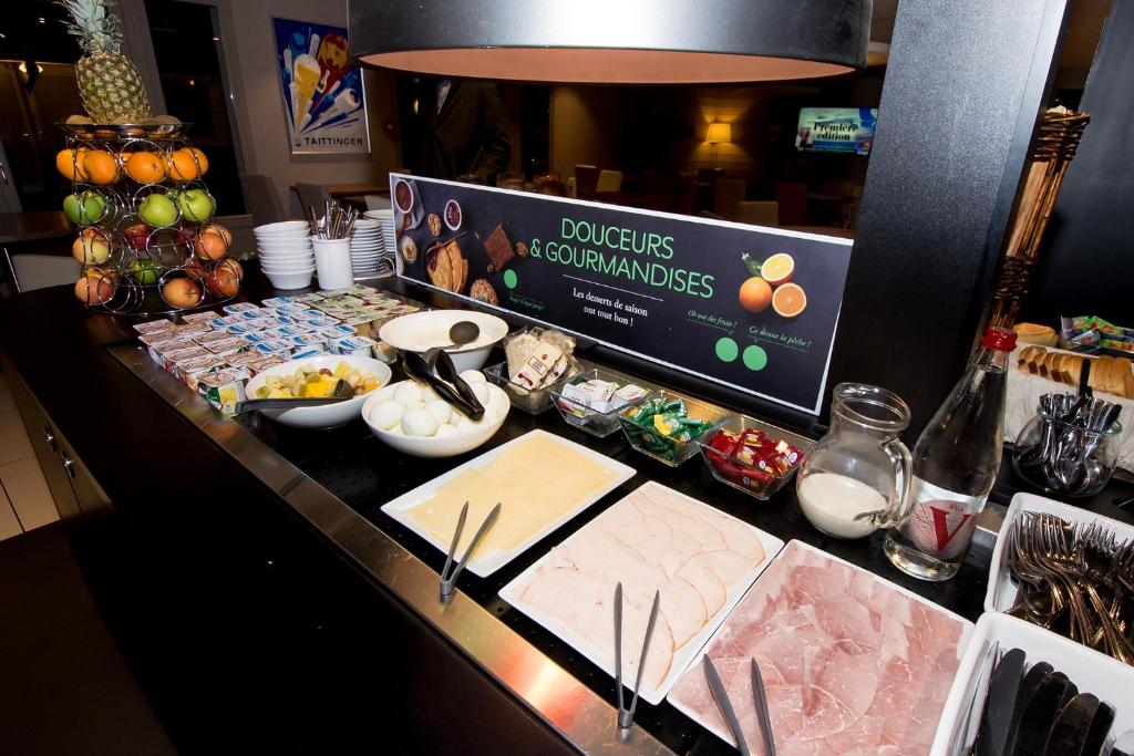 Campanile Reims Sud Bezannes - Resim 17