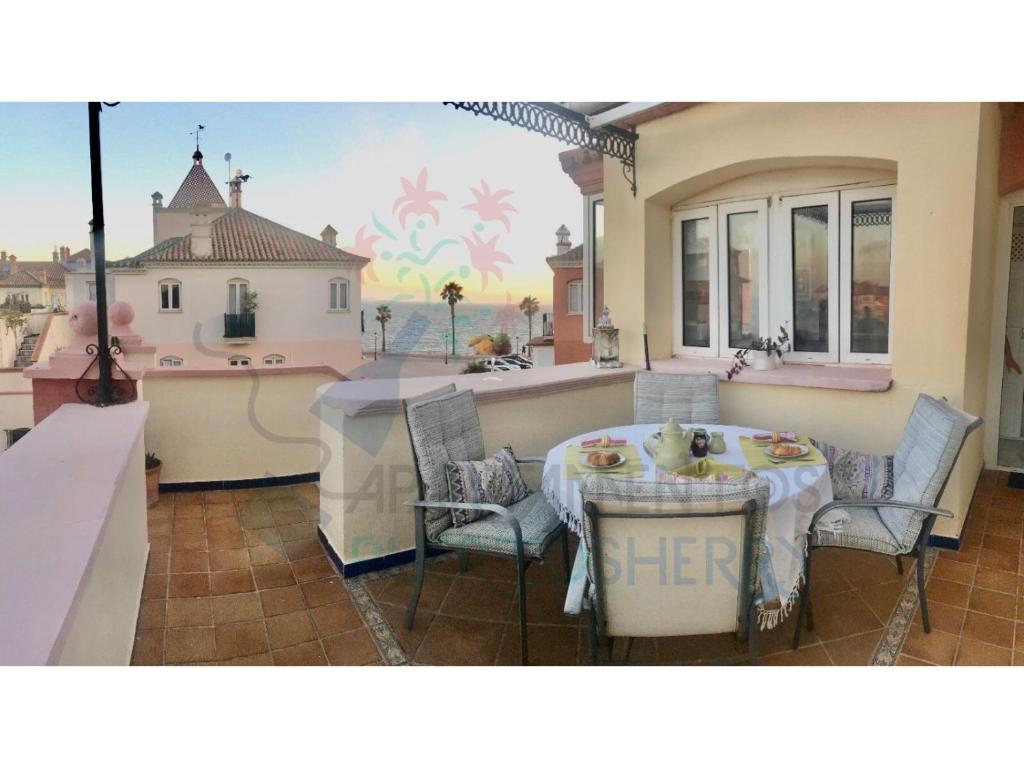 Apartamentos Puerto Sherry - Three-Bedroom Apartment - Plazoleta De Croft 82 2B