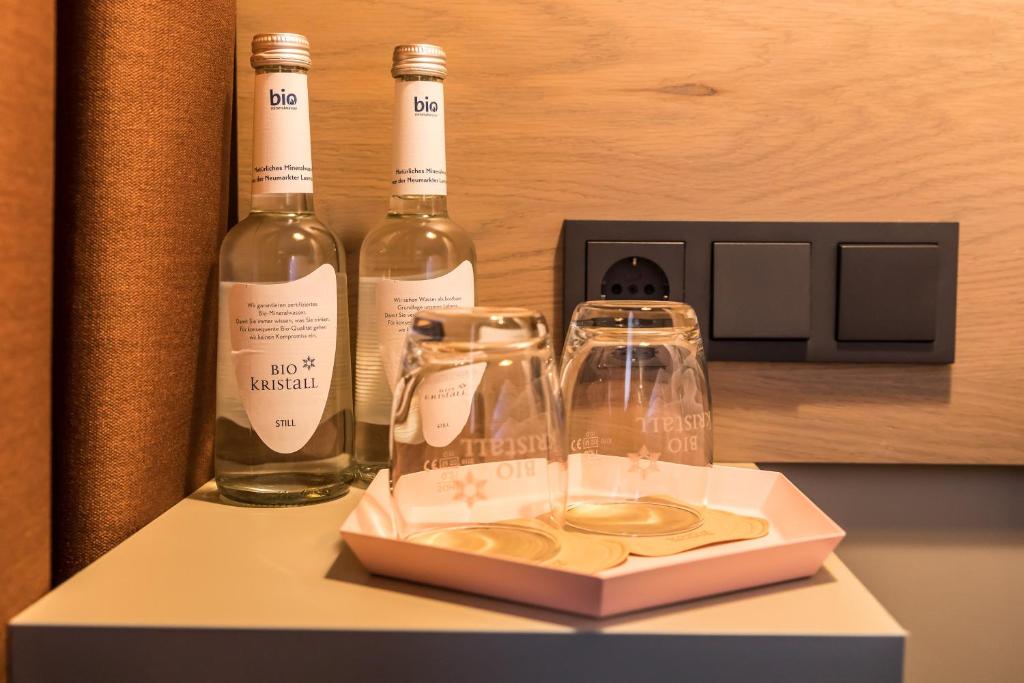 Nápoje v ubytování Hotel einsmehr