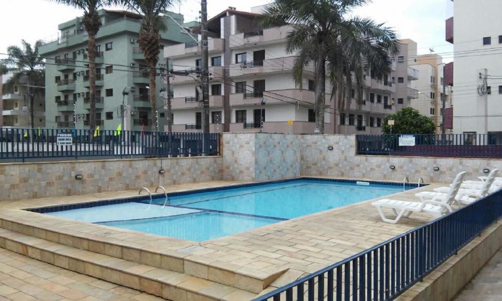  Apto para temporada na praia grande - Ubatuba