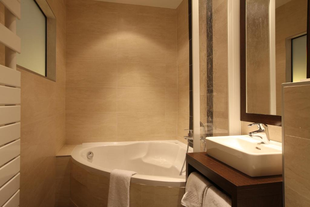 Hotel Choiseul Opera - Resim 21