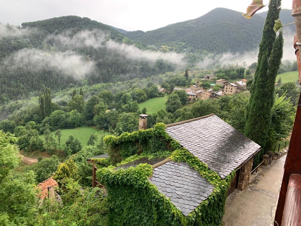 Casa Rural Pirineu Nevà - Maison De Deux Chambres