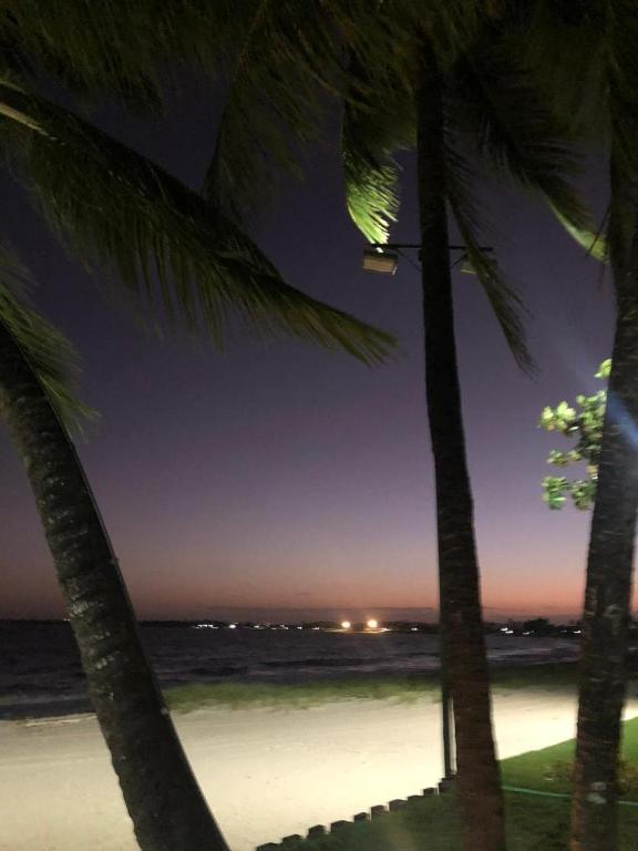  CASA BEIRA MAR DE SERRAMBI EM CONDOMÍNIO FECHADO