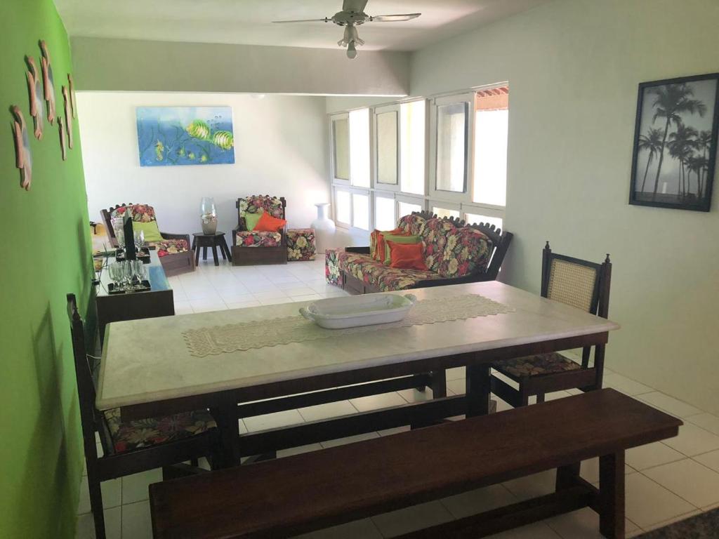  CASA BEIRA MAR DE SERRAMBI EM CONDOMÍNIO FECHADO