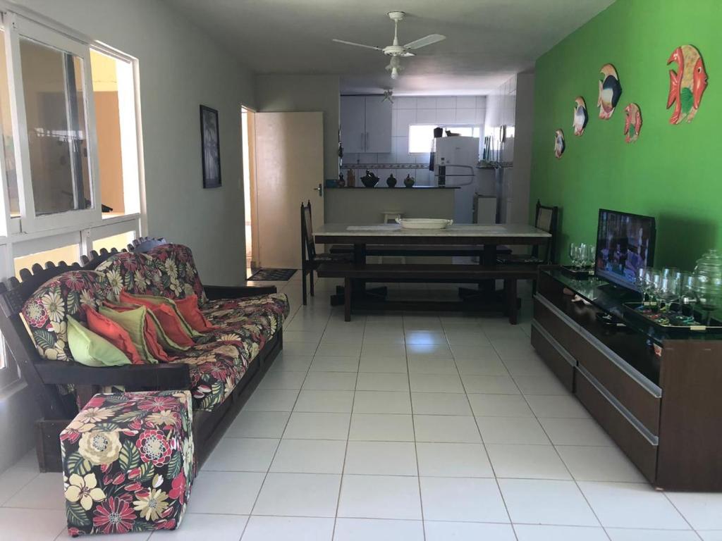  CASA BEIRA MAR DE SERRAMBI EM CONDOMÍNIO FECHADO