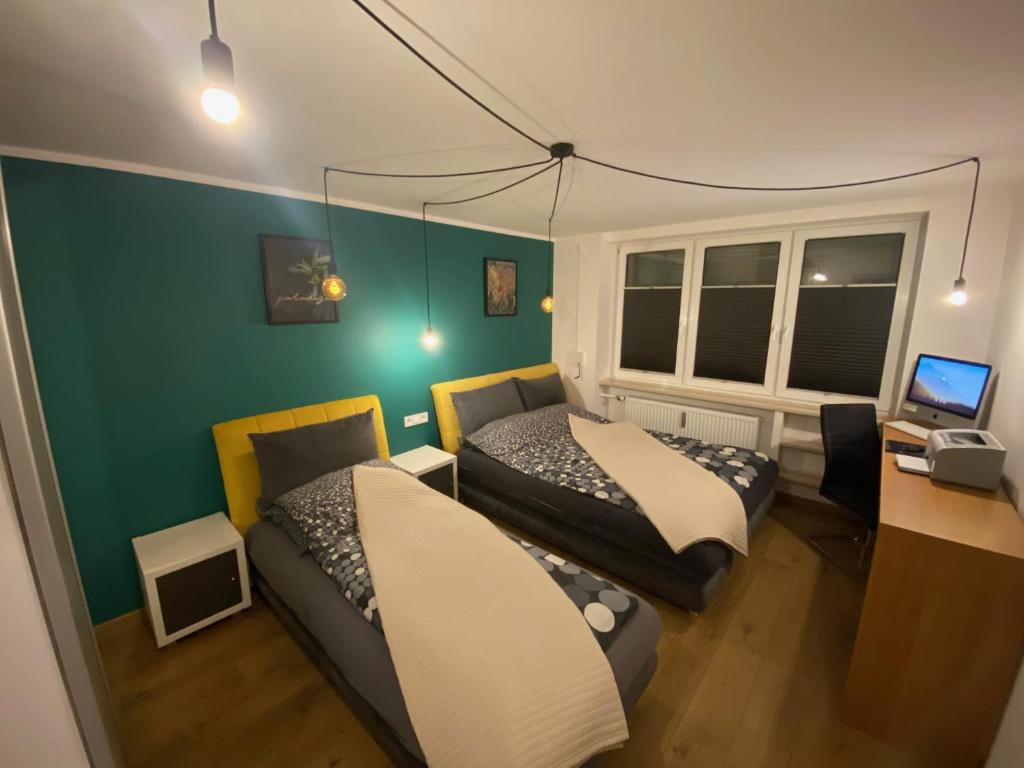 Posteľ alebo postele v izbe v ubytovaní Apartament 45M2 Czeladz 8Km Do Katowic