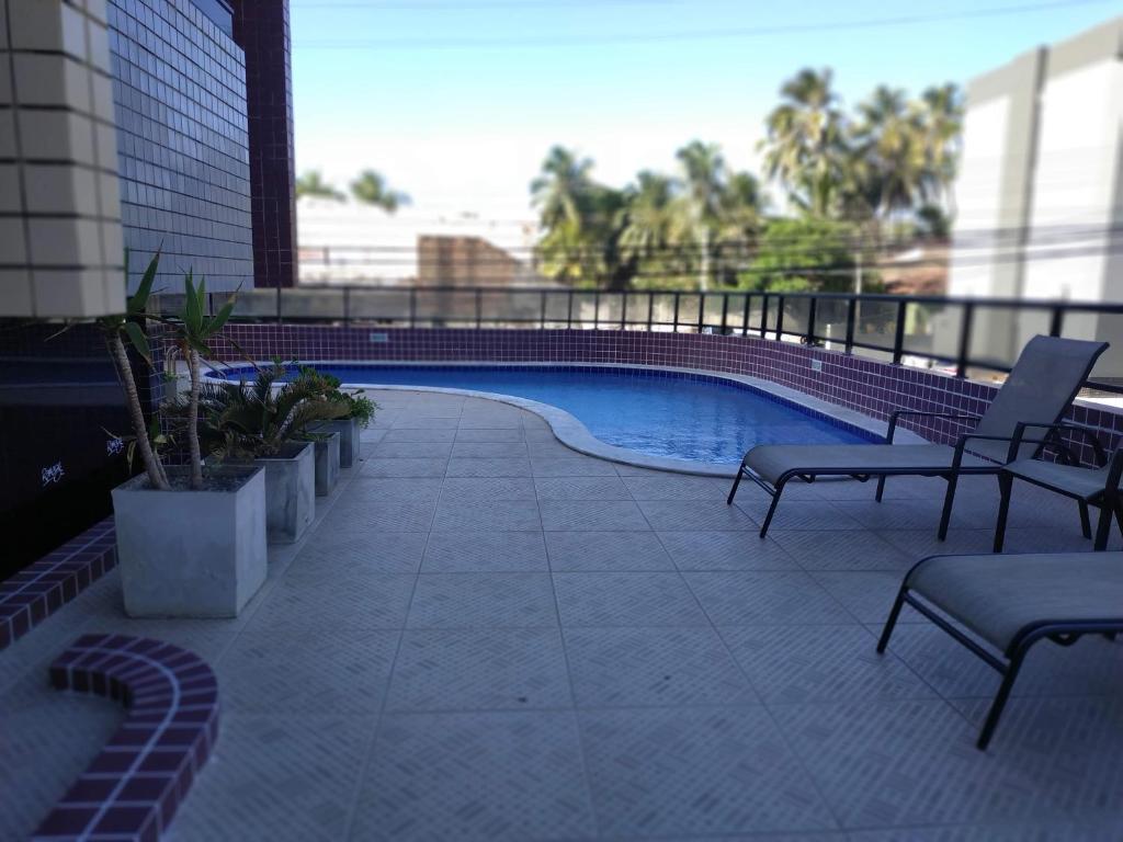  Apt mobiliado com piscina
