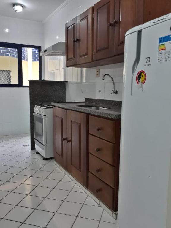  Apto para temporada na praia grande - Ubatuba