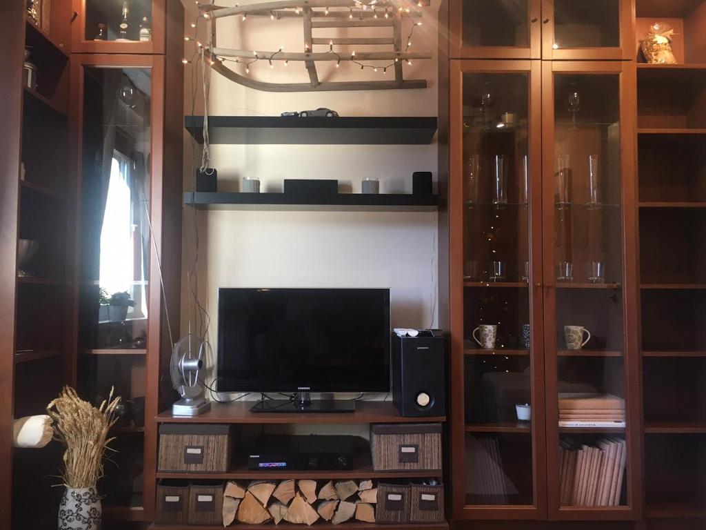 Μια τηλεόραση ή/και κέντρο ψυχαγωγίας στο Apartmán LIPKA