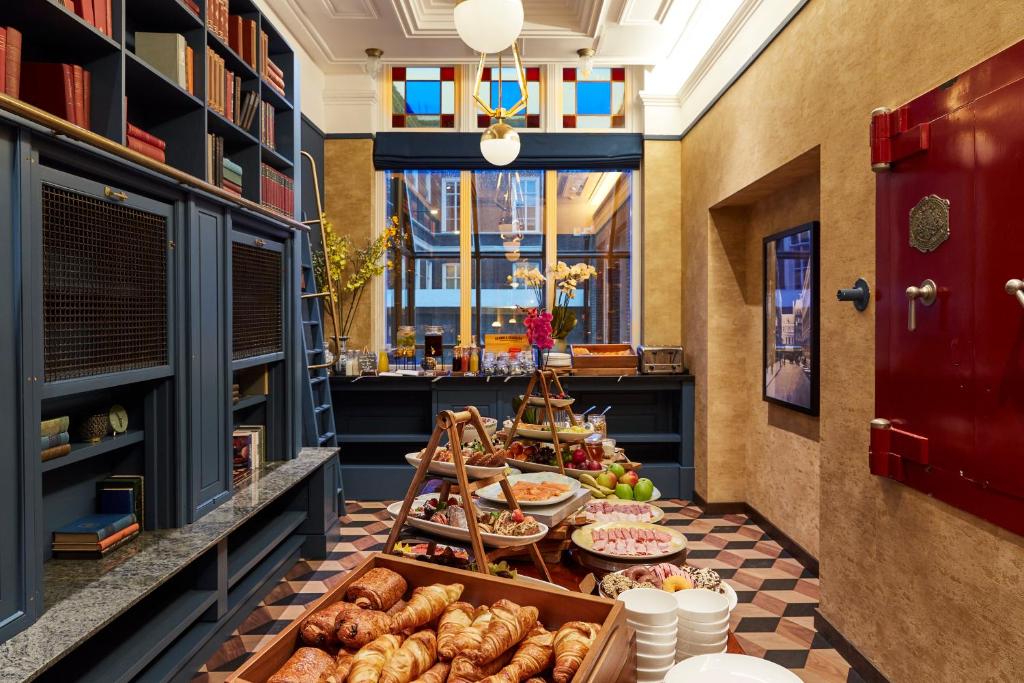 Hotel Indigo The Hague - Palace Noordeinde by IHG - Resim 42