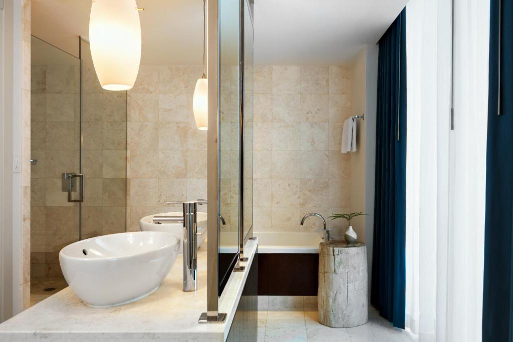 Kimpton EPIC Hotel by IHG - Suite King De Um Quarto - Vista Parcial Do Oceano