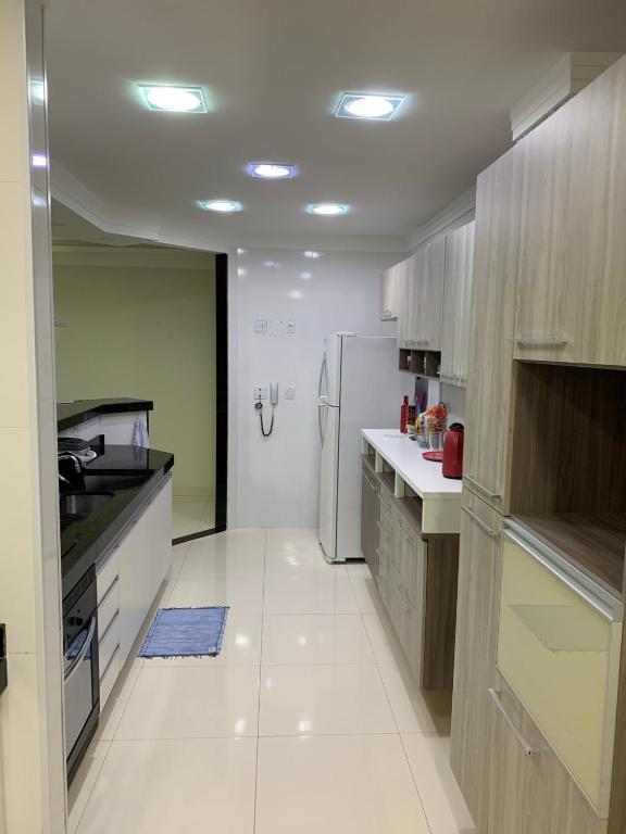  Apartamento 3 quartos 3 banheiros vista mar