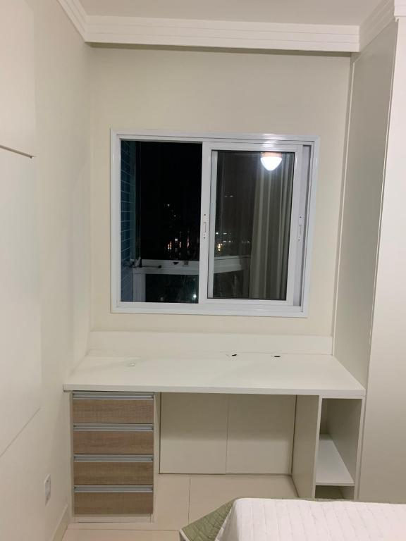  Apartamento 3 quartos 3 banheiros vista mar