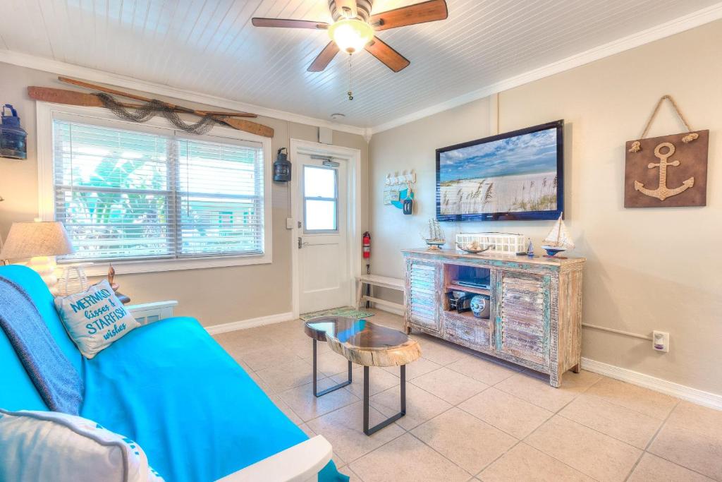 Tropic Terrace 32 Beachfront Rental apts, St. Pete Beach Updated