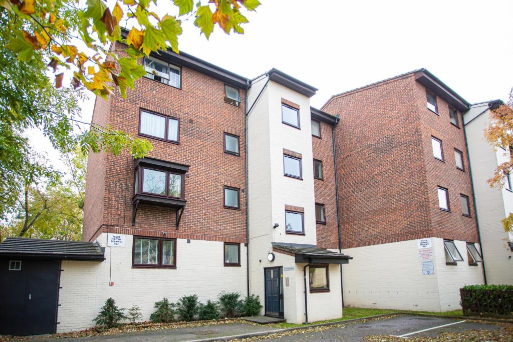 Modern apartment close to central London (zone 2) - One-Bedroom Apartment